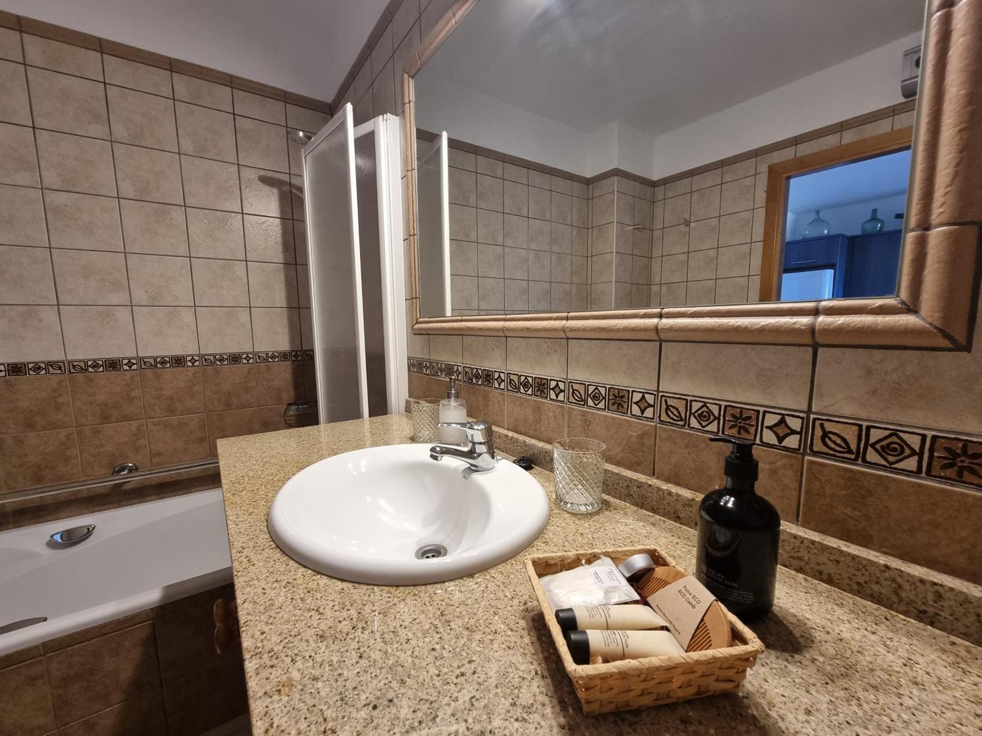 הוילה Cala Boix Agroturismo Sa Marina - Adults Only מראה חיצוני תמונה